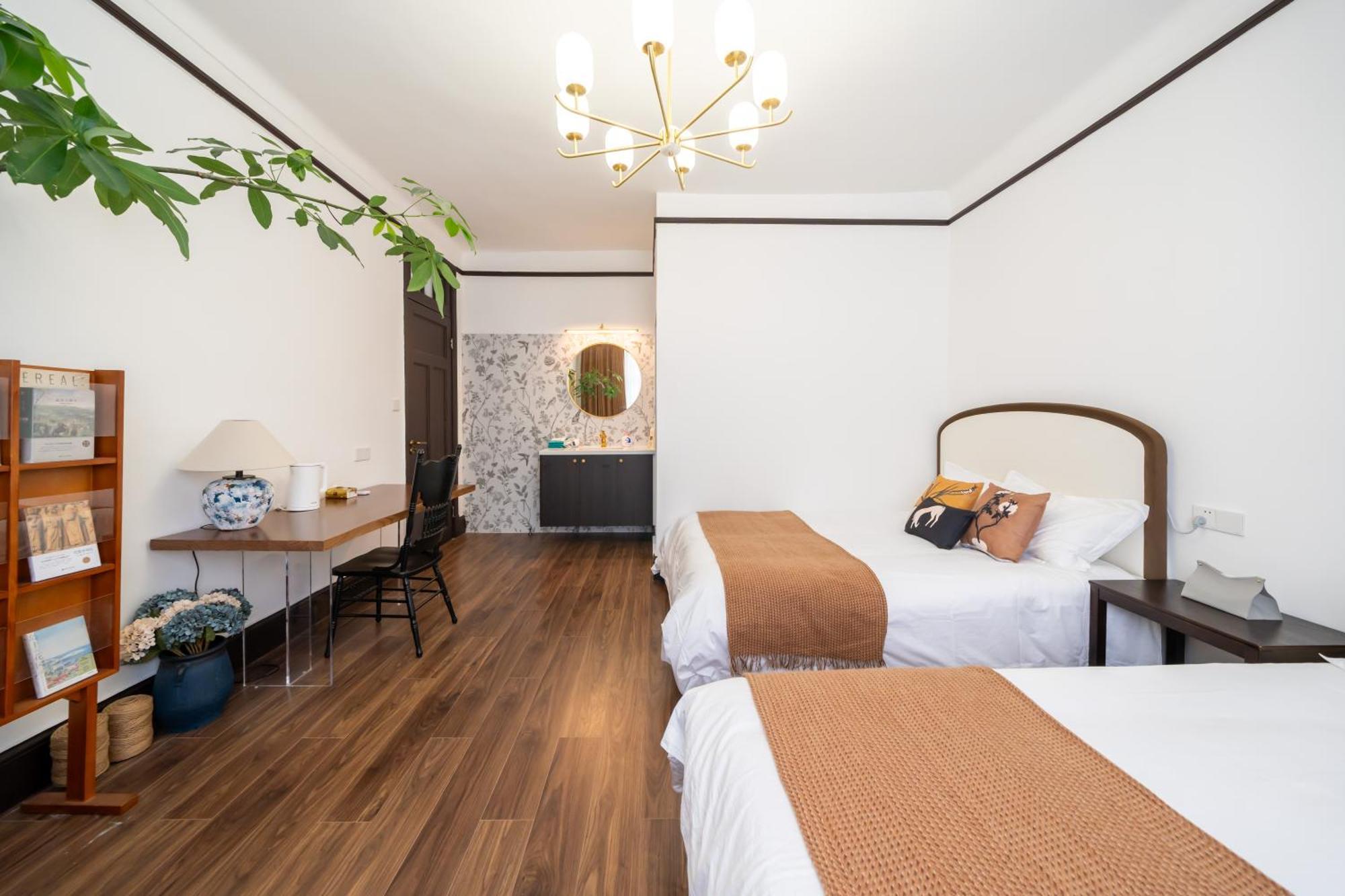 Tonight Hotel South Shanxi Road Shanghai Exterior photo